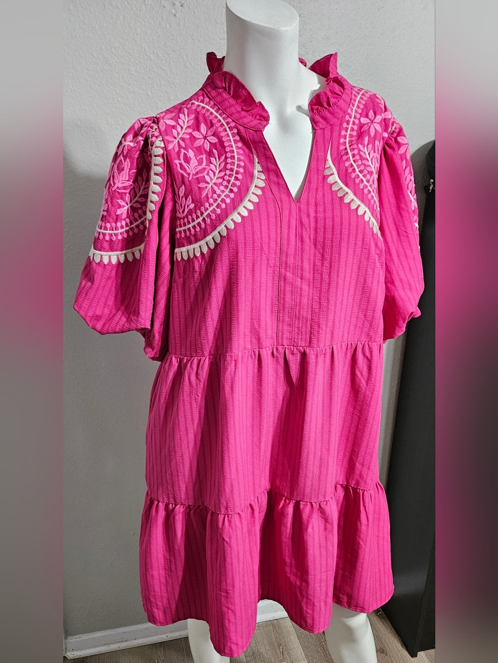 THML Embroidered detail frill V neck puff sleeve Tiered Dress size XL - Picture 6 of 14